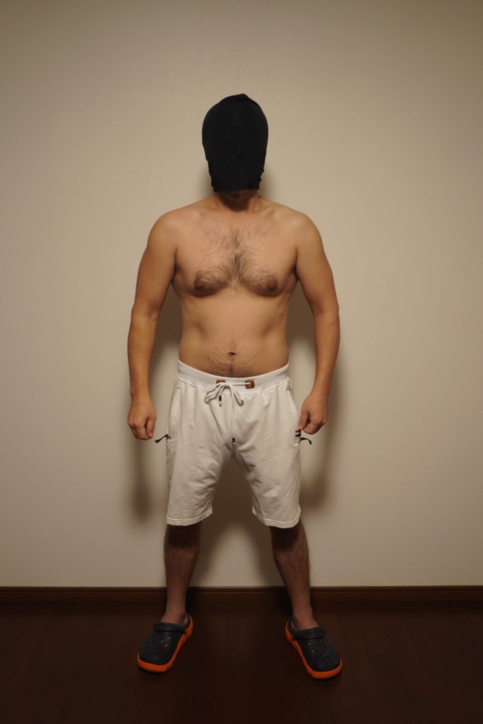 50代男性の本格筋トレ前の体。