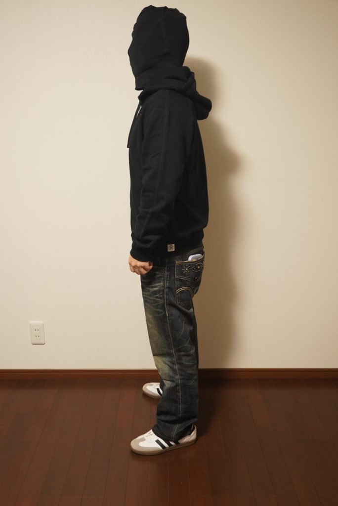 レイニングチャンプパーカー50代の着こなし